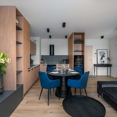 Nice View Apartment, Free Underground Parking, City Square 6 Min Wroclaw Ngoại thất bức ảnh